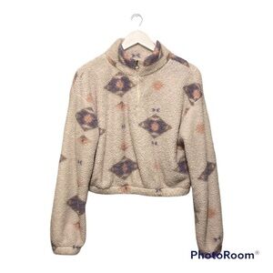 SO color pop Sherpa Oversized 1/4 zip pullover | Size Medium